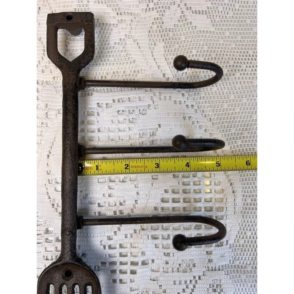 Cast Iron Garden Fork Wall Hook Rack 3 Hooks Farmhouse Rustic Brown Decor